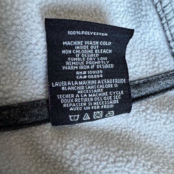 NBA Gray LeBron James #23 Fleece Hoodie - Picture 7 of 8